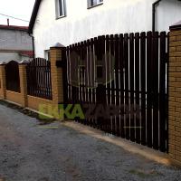 Распашные ворота из евроштакетника